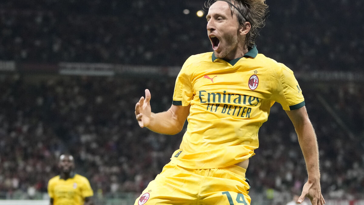 Luka Modric extends AC Milan contract for another season after retirement talk