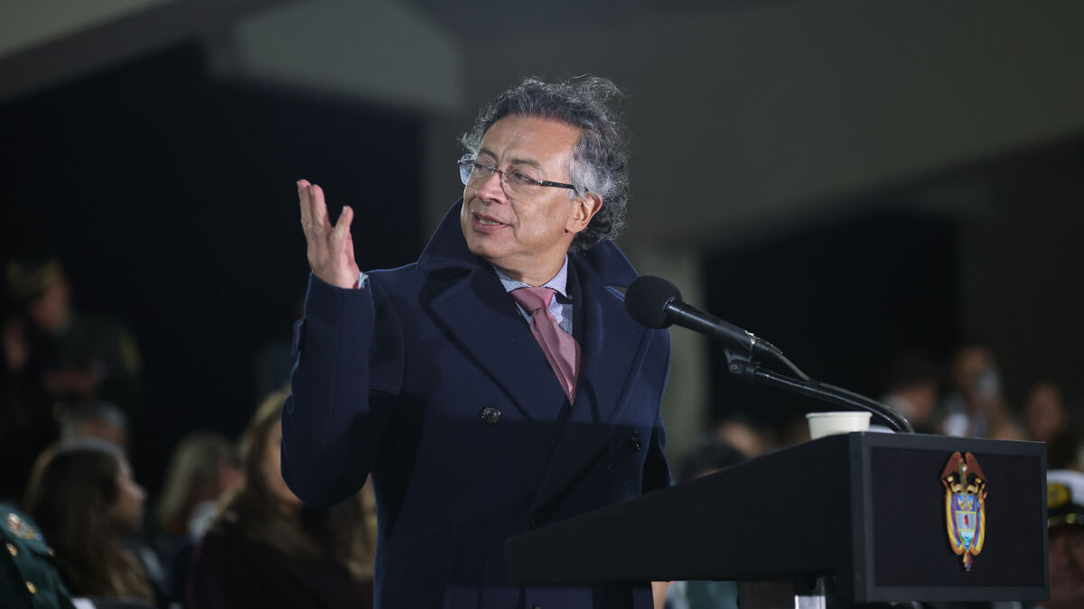Colombian leader invited to the