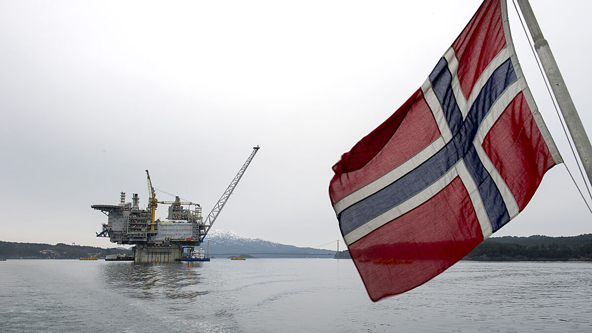 Norway secures Swedish oil despite