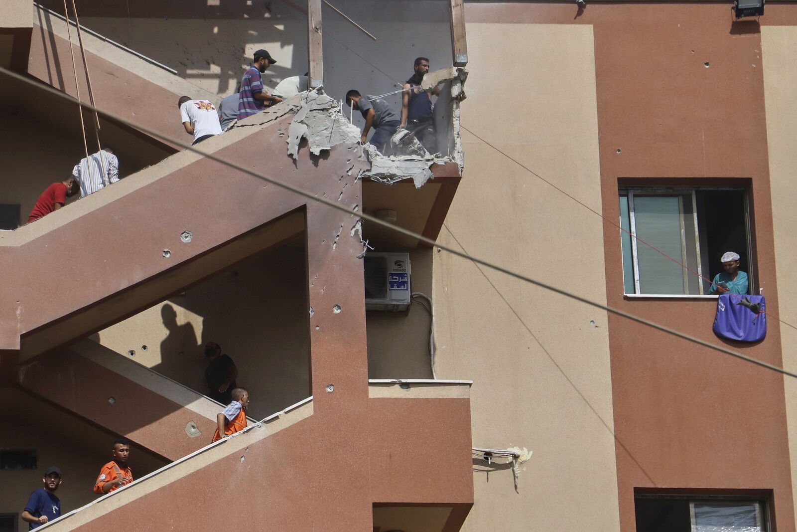 CNN Investigation: Gaza Hospital Hit by Three Israeli Strikes