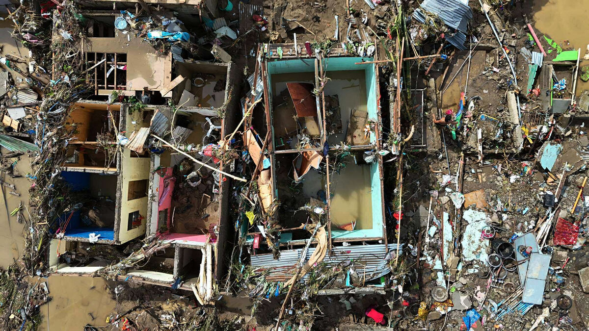 Death toll from typhoon in
