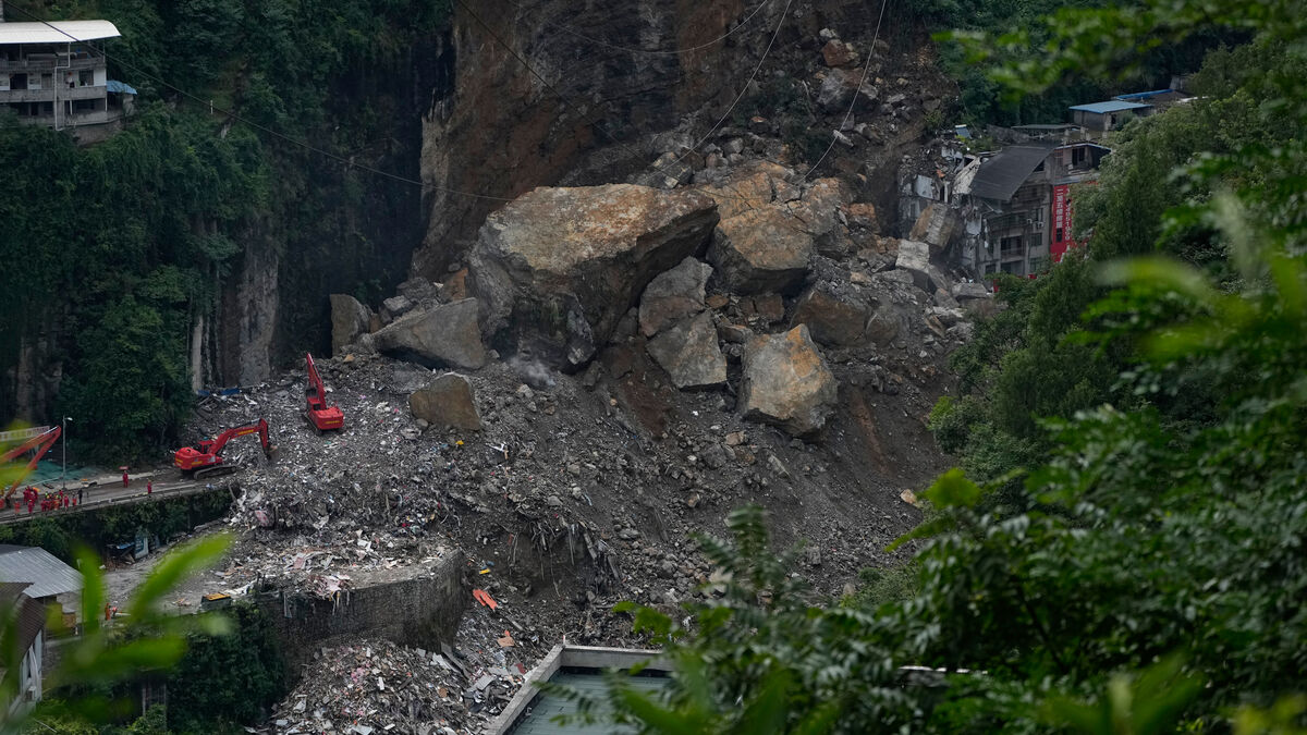 China landslide death toll rises