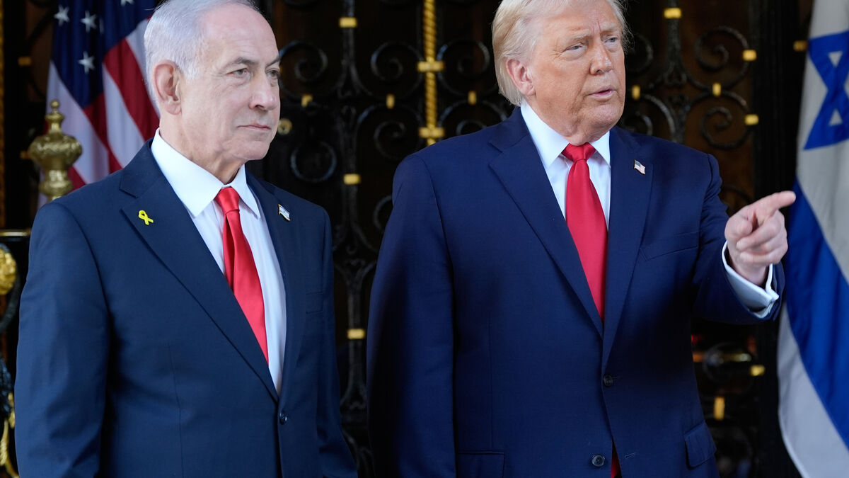 Trump's threat to Hamas: Disarm