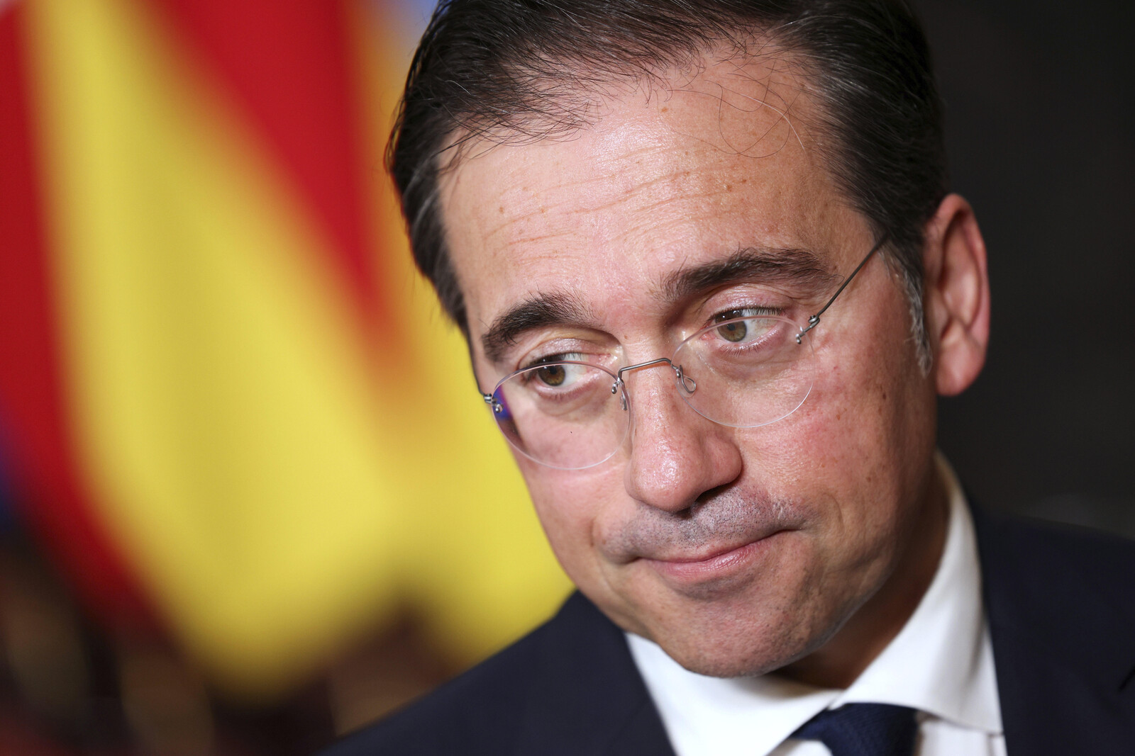 Spain Calls for Arms Embargo
