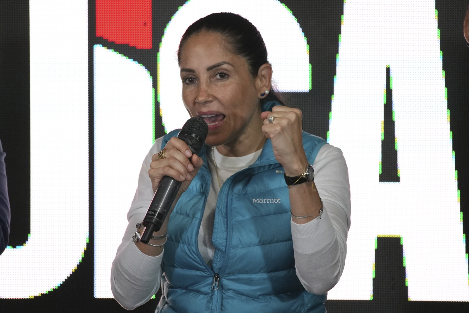 "Deadlock" in violence-plagued Ecuador