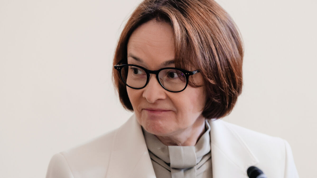 Russian central bank unexpectedly cuts key rate to 14%