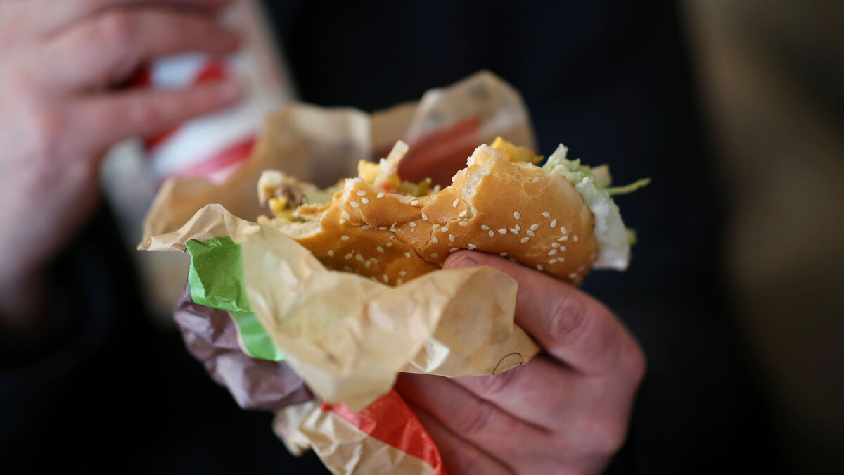 Amsterdam bans fossil fuel advertising in public places