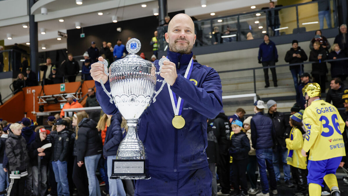 Bandy's national coach Mattias Sjöholm resigns, takes over Hammarby
