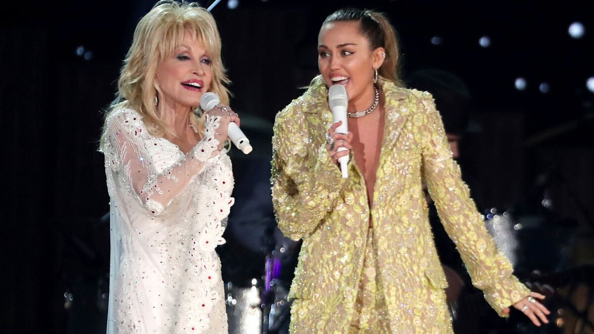 Miley Cyrus pays tribute to godmother Dolly Parton after her death