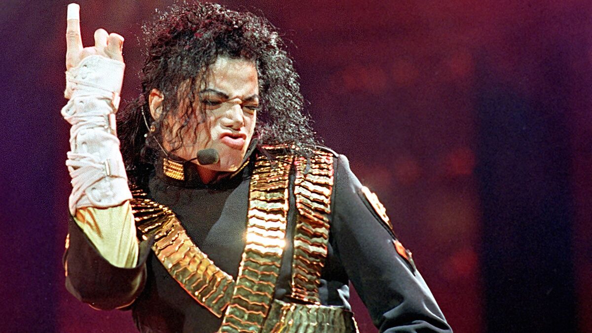 First trailer for Michael Jackson