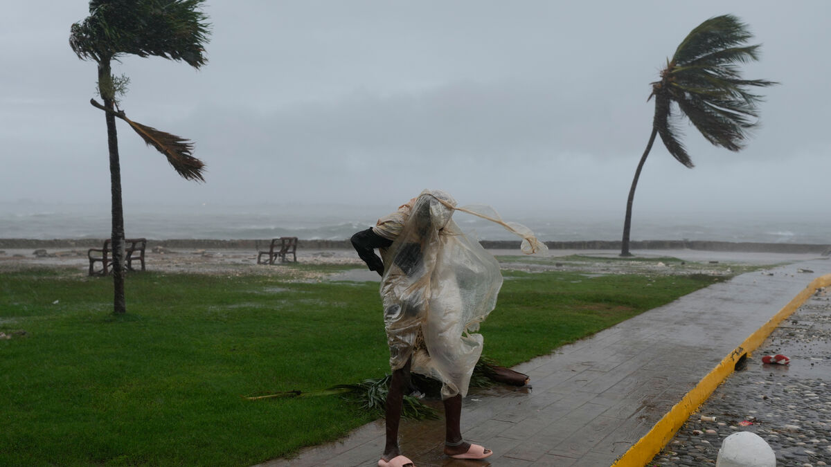 Hurricane Melissa Hits Jamaica and Heads Toward Cuba