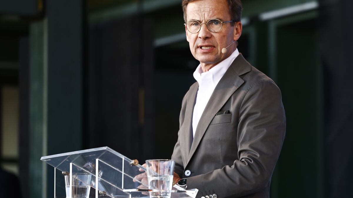 Kristersson Urges Thunberg's Gaza Convoy