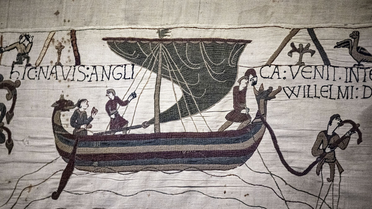 Bayeux Tapestry arrives in London for first time in nearly 1,000 years