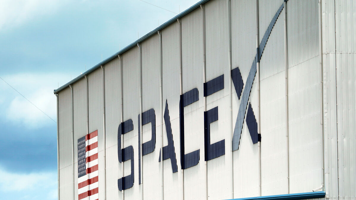 SpaceX ranks sixth among the world's most valuable listed companies