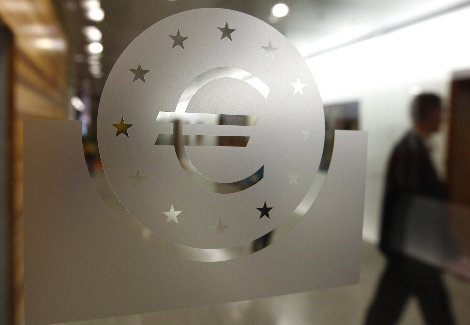 Bulgaria Set to Adopt Euro Currency in 2026