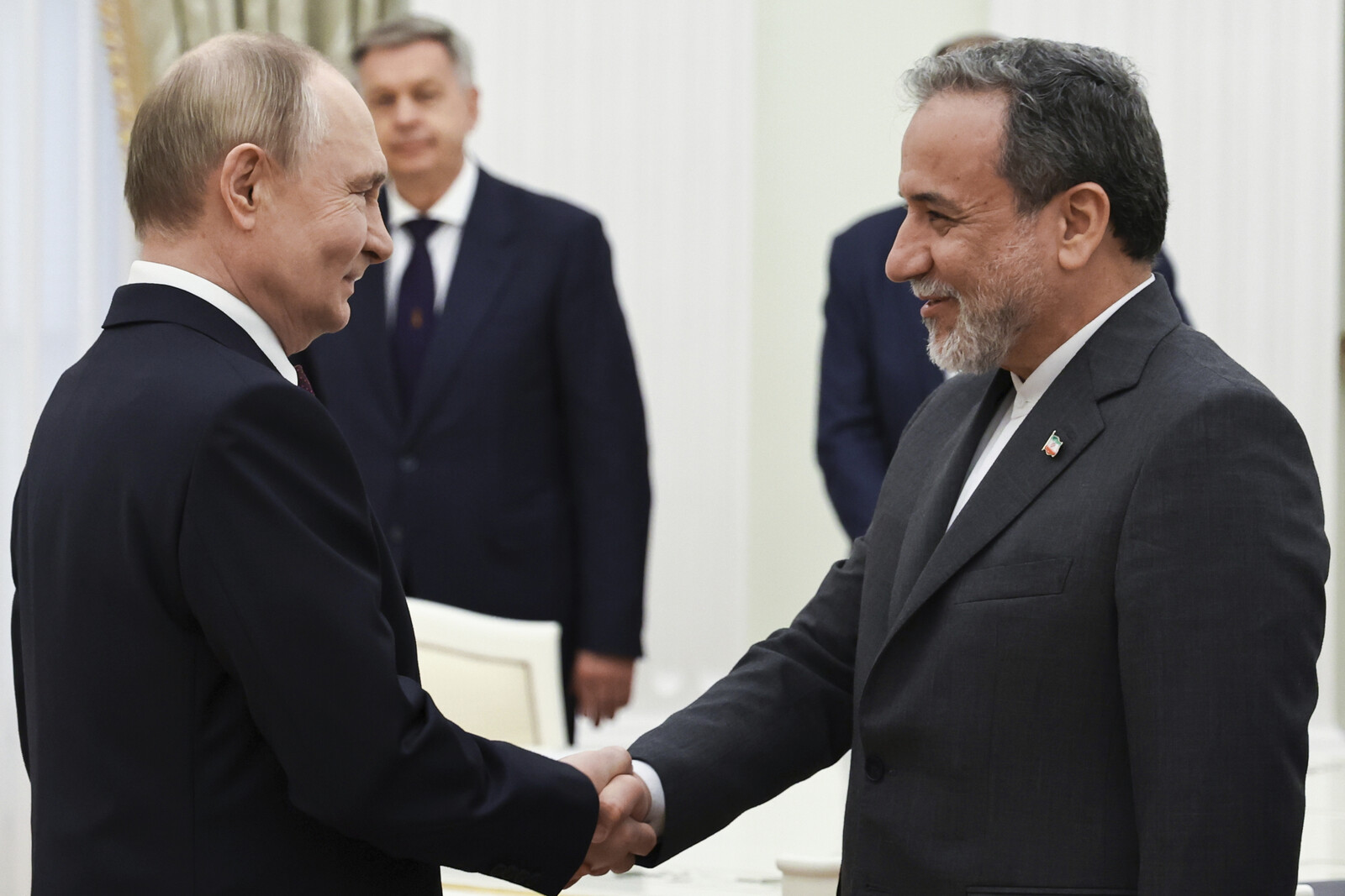 Putin Condemns Attacks on Iran and Pledges Support