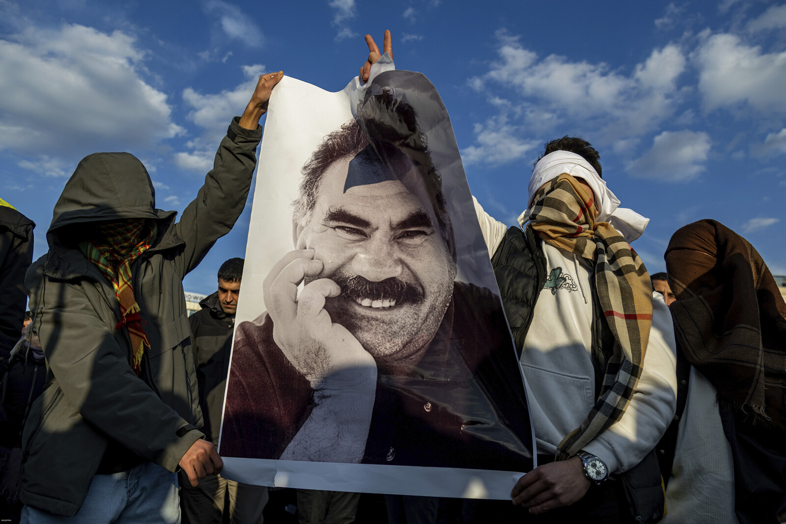 The PKK should lay down
