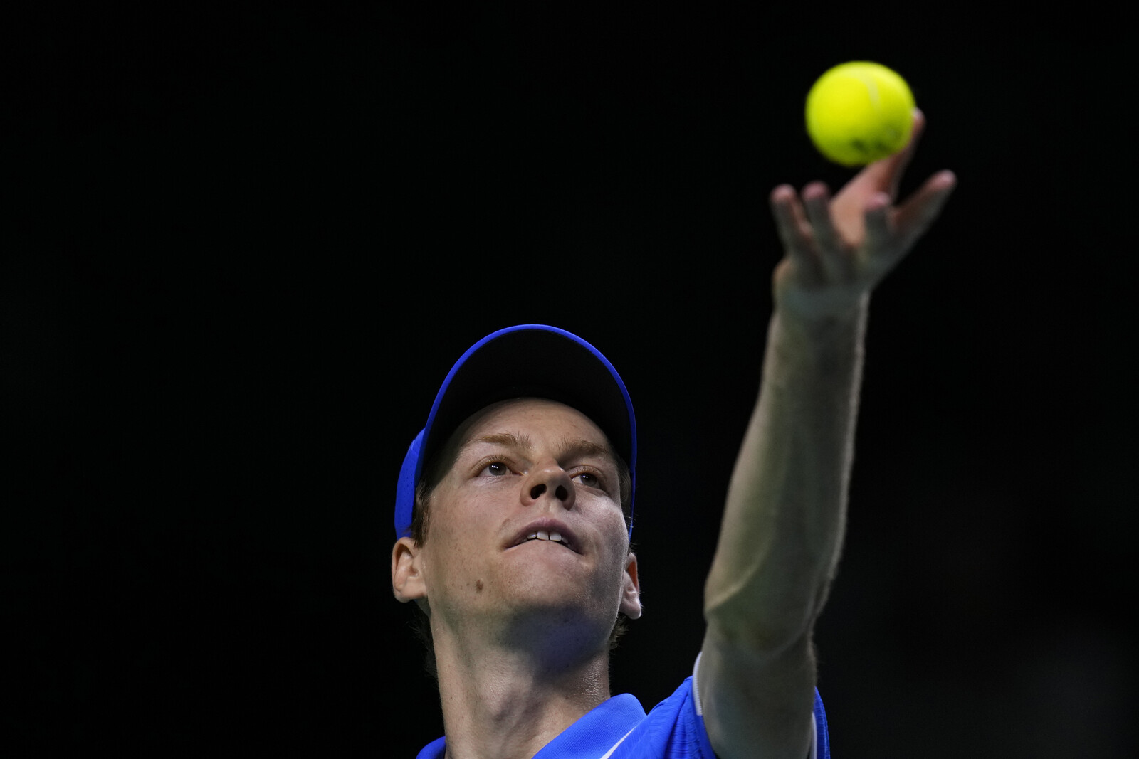 Italy defended the Davis Cup title