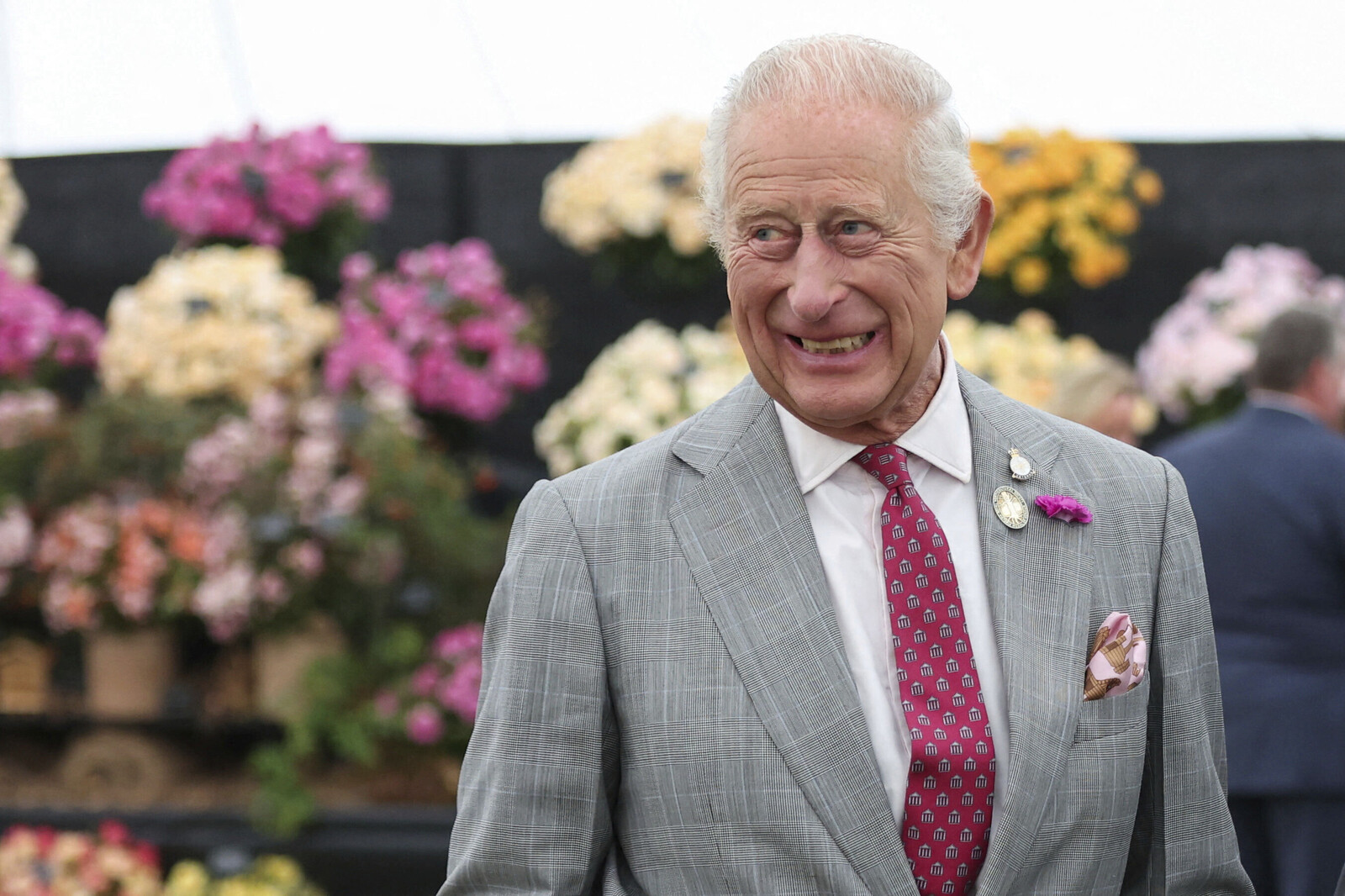 King Charles Urges Lionesses to Win 2027 World Championship