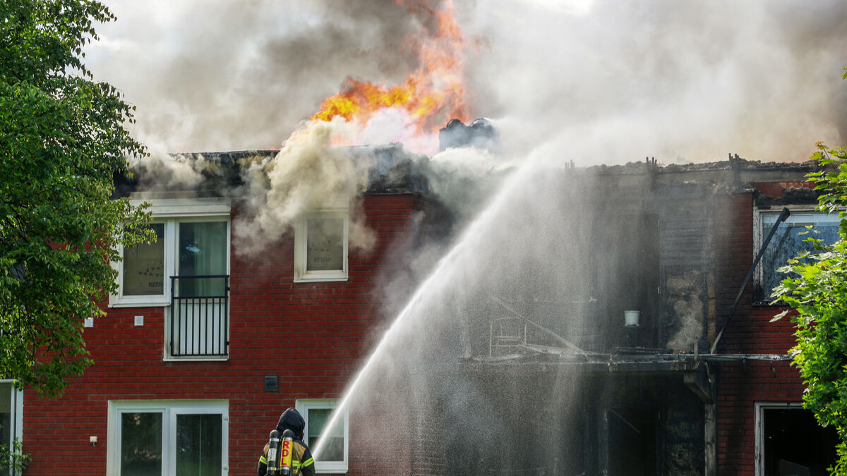 Fire in apartment building in Märsta on Midsummer's Eve leaves 40 residents unable to return