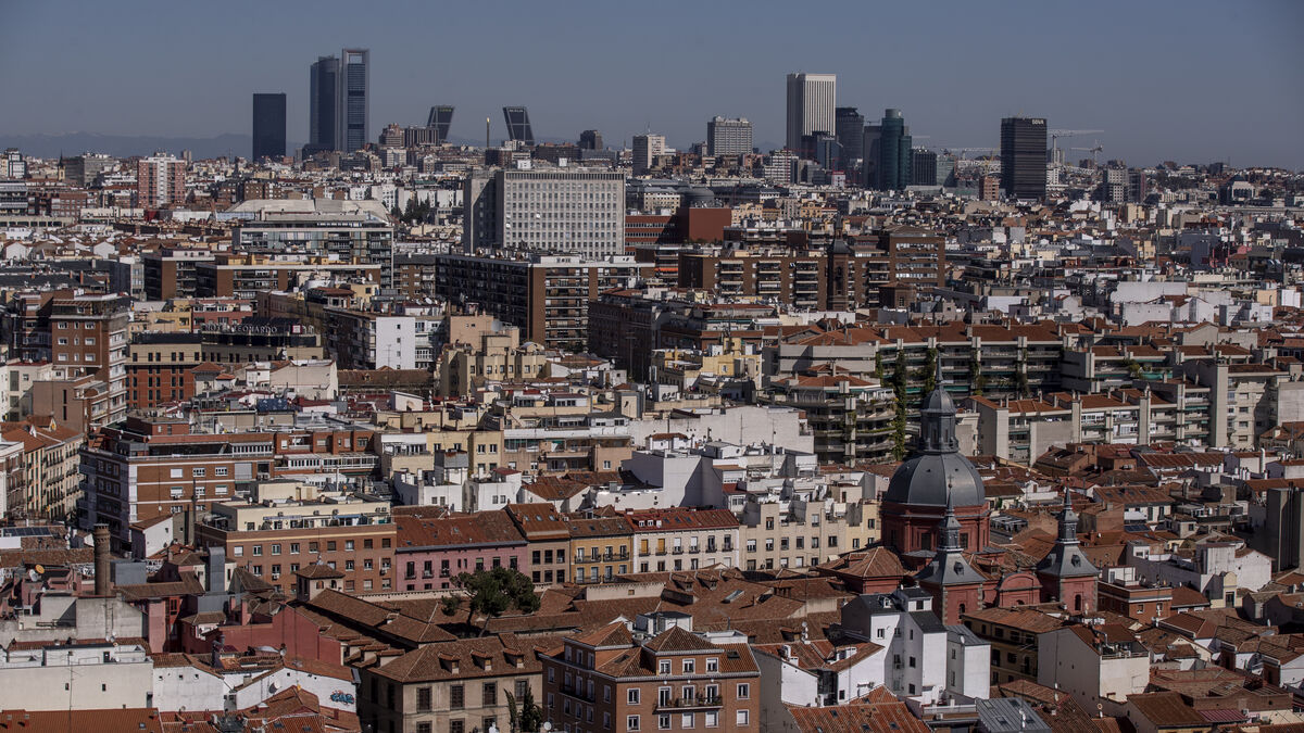 Spanish producer prices rise 3.0% in July, far above June's flat reading