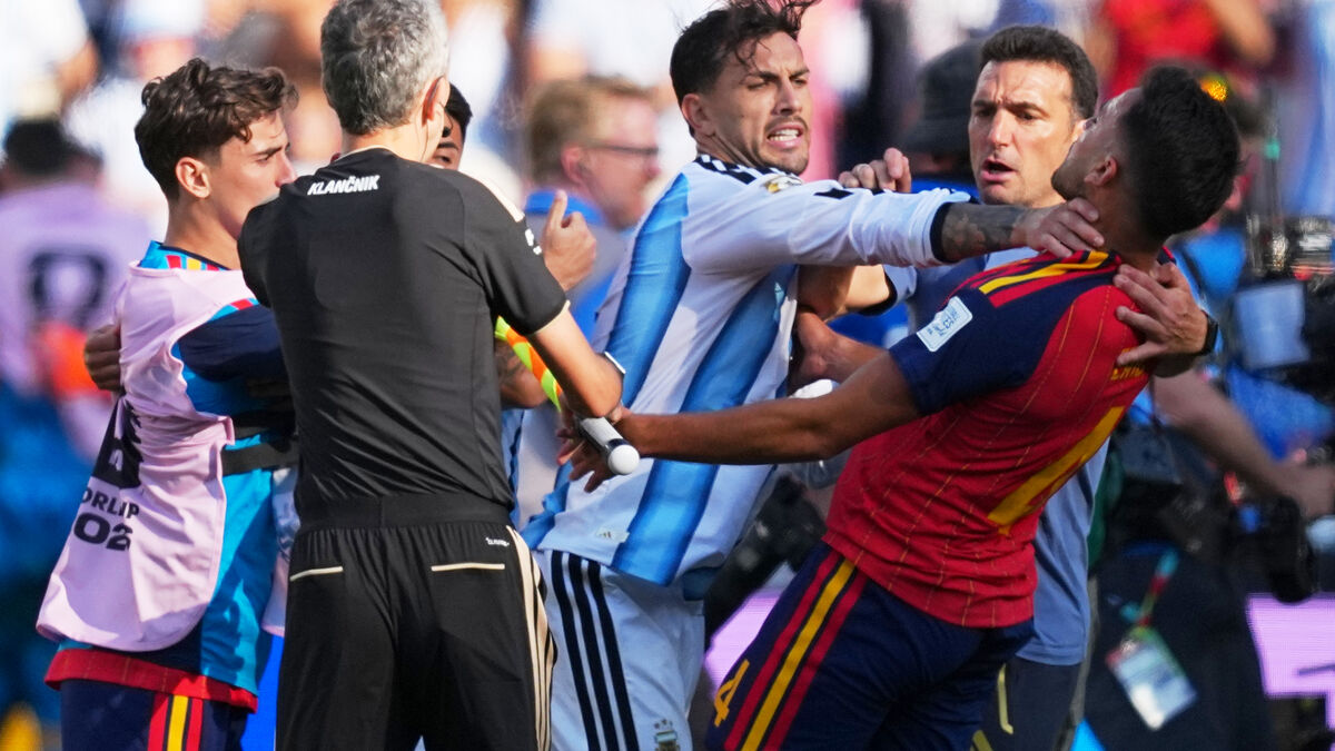 Luis de la Fuente slams Argentina after World Cup final incident: Unacceptable