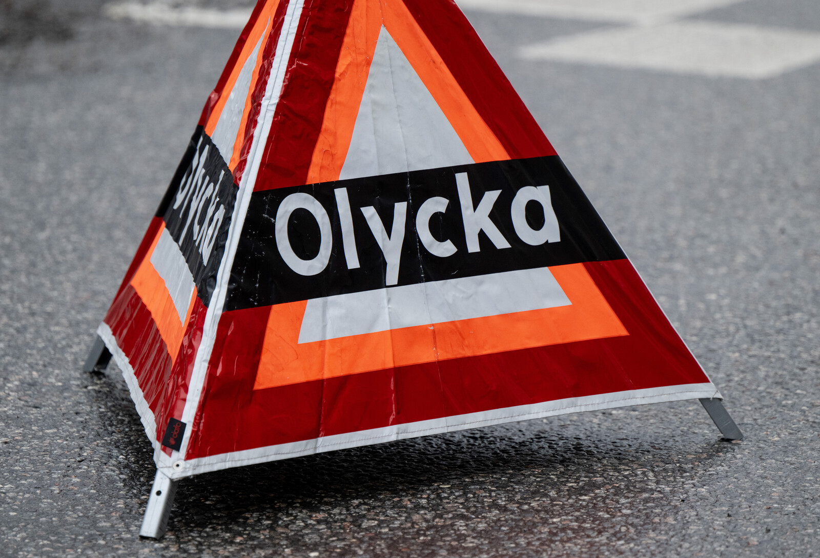 Multiple vehicles involved in accident on E4 – very slippery road