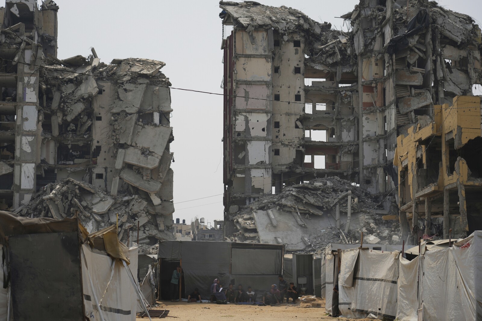 Israel and South Sudan Deny Talks on Relocating Palestinians