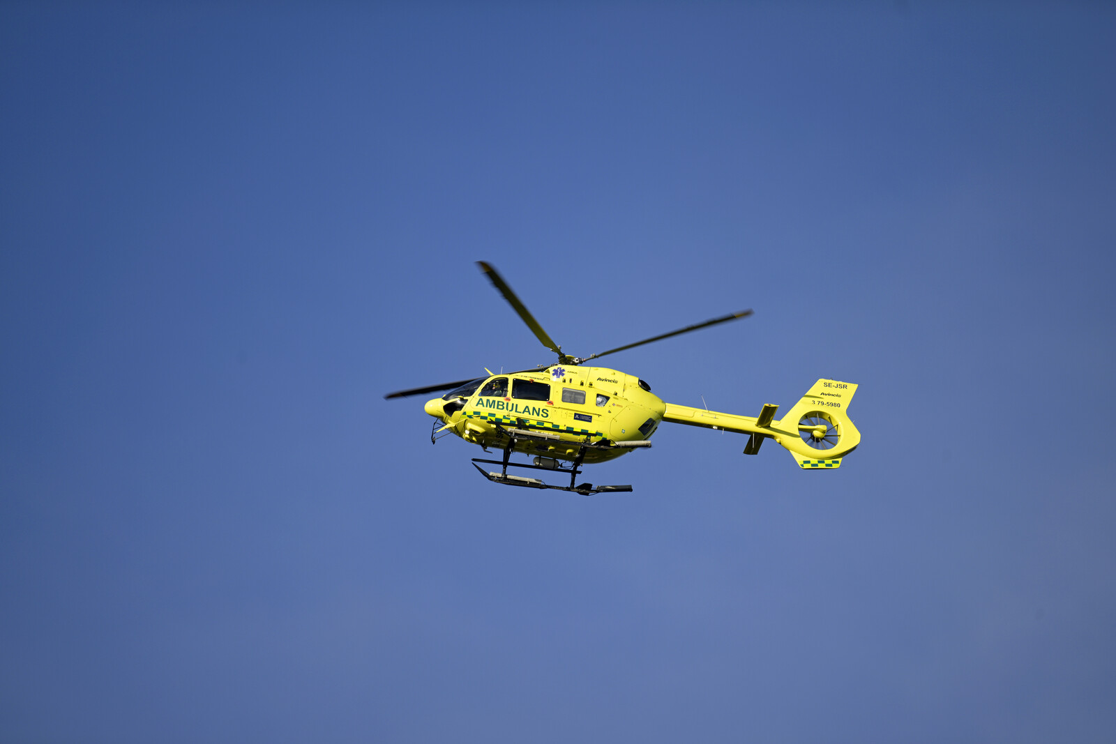 20-year-old woman seriously injured after motorcycle crash
