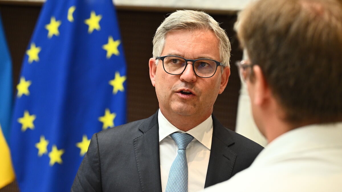 EU urges end to internal border controls