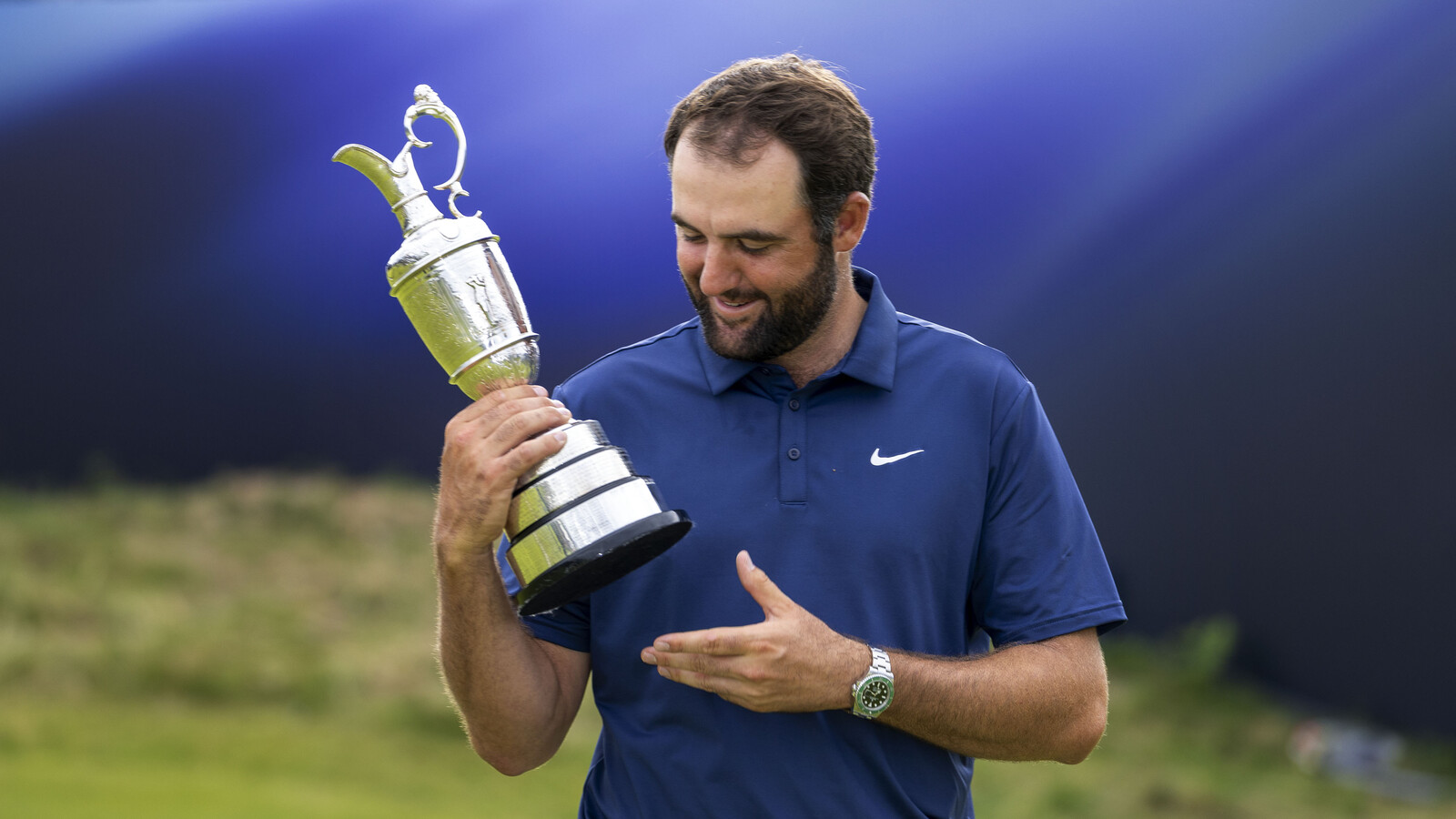 Scottie Scheffler Chases Millions in Golf Playoffs as Ludvig Åberg Competes