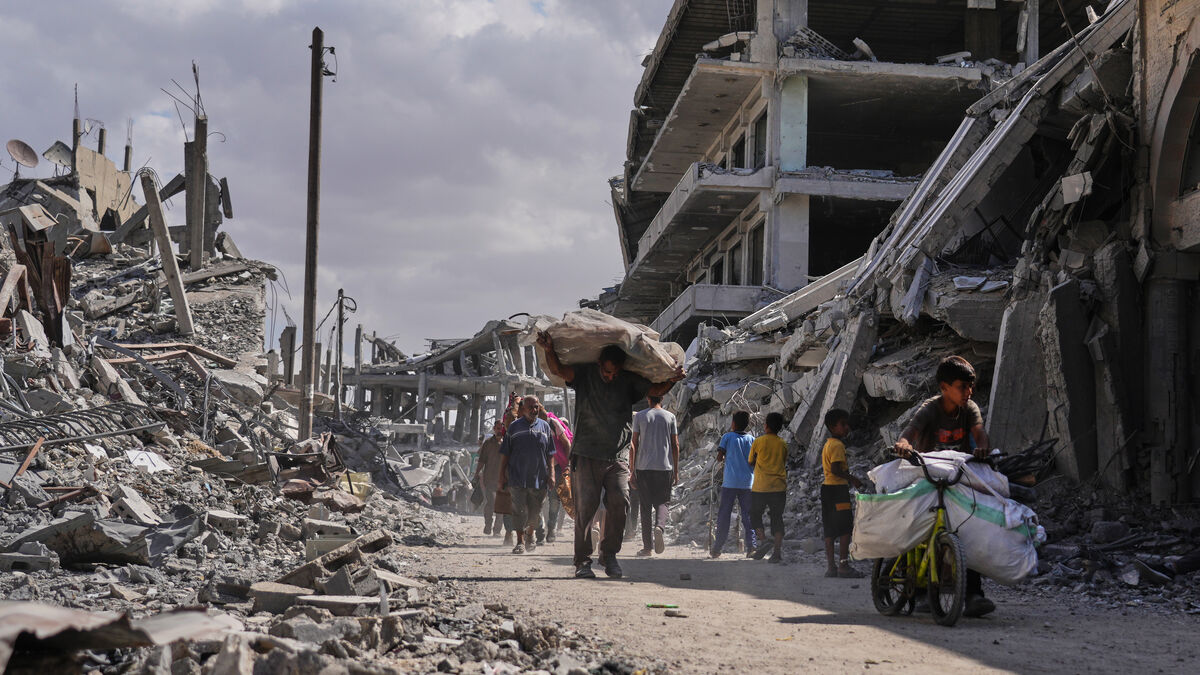 Gaza Ceasefire in Effect; Hostages to Be Released in 72 Hours
