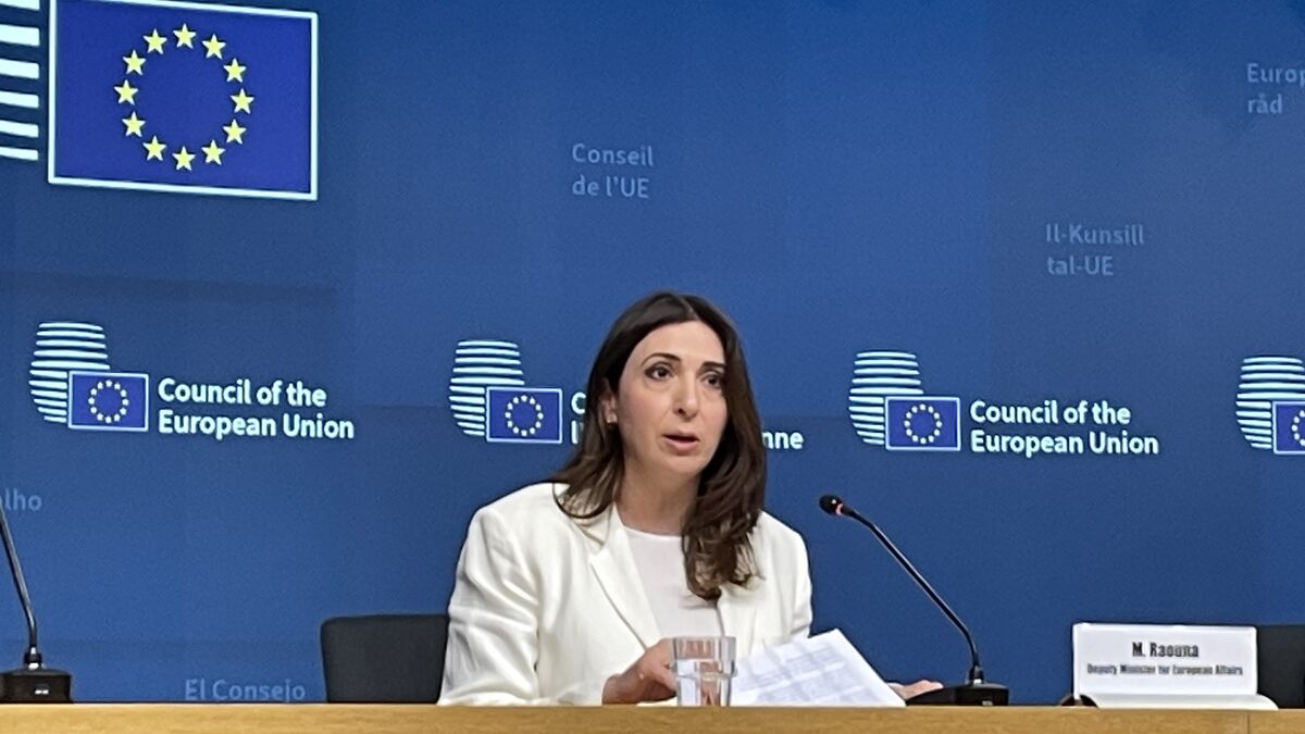New EU budget bid 2 percent lower than European Commission's initial offer