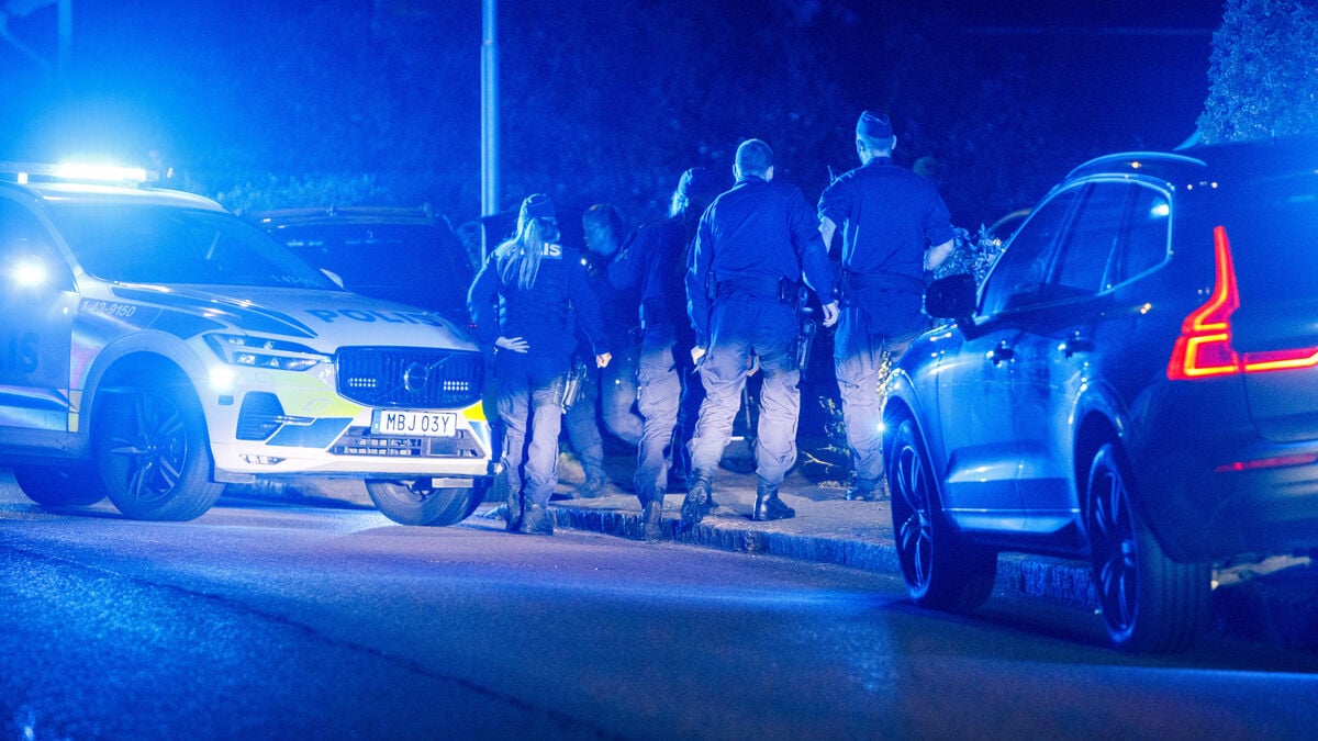 Three injured in shooting in