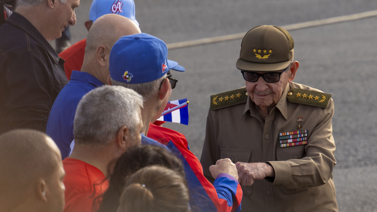 Sources: US seeks to indict Raúl Castro over shooting down of two airliners