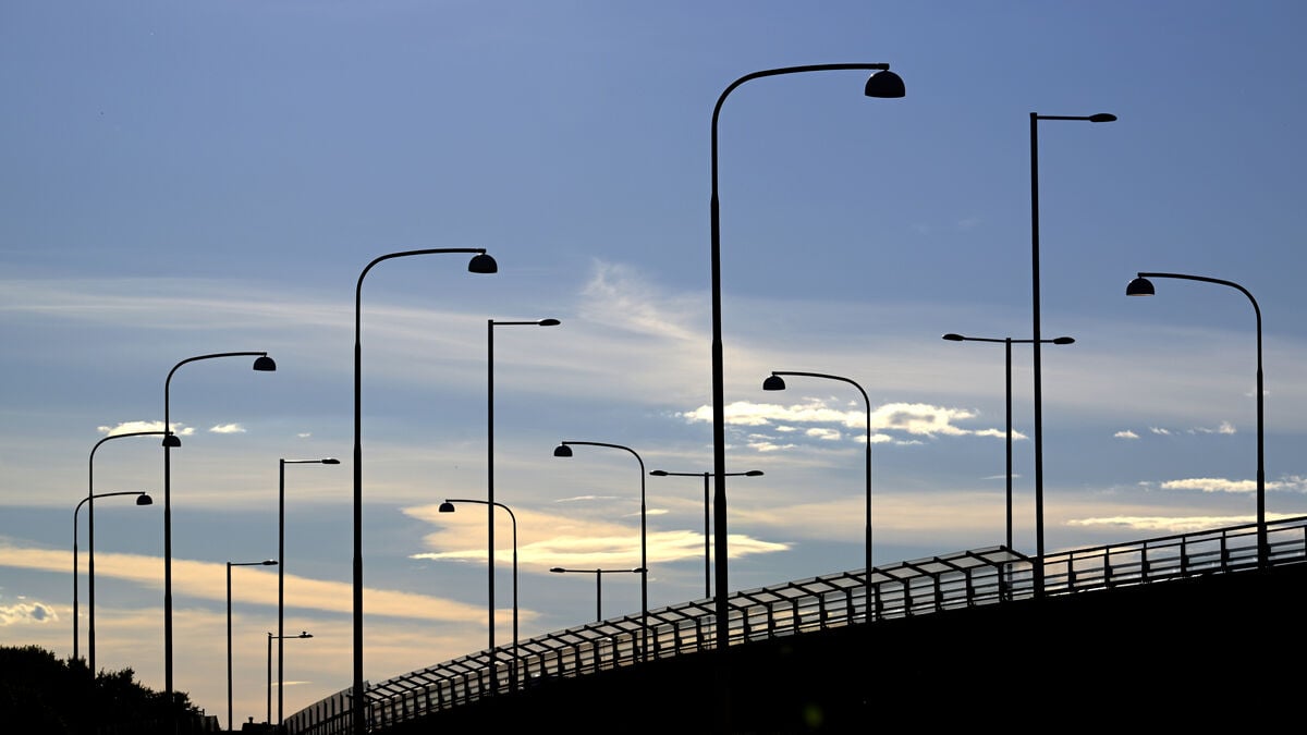 Road damage on Essingeleden closes two lanes toward Södertälje