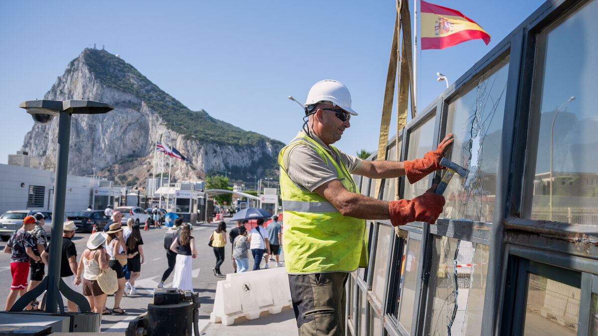 Spain-Gibraltar border lifted after EU