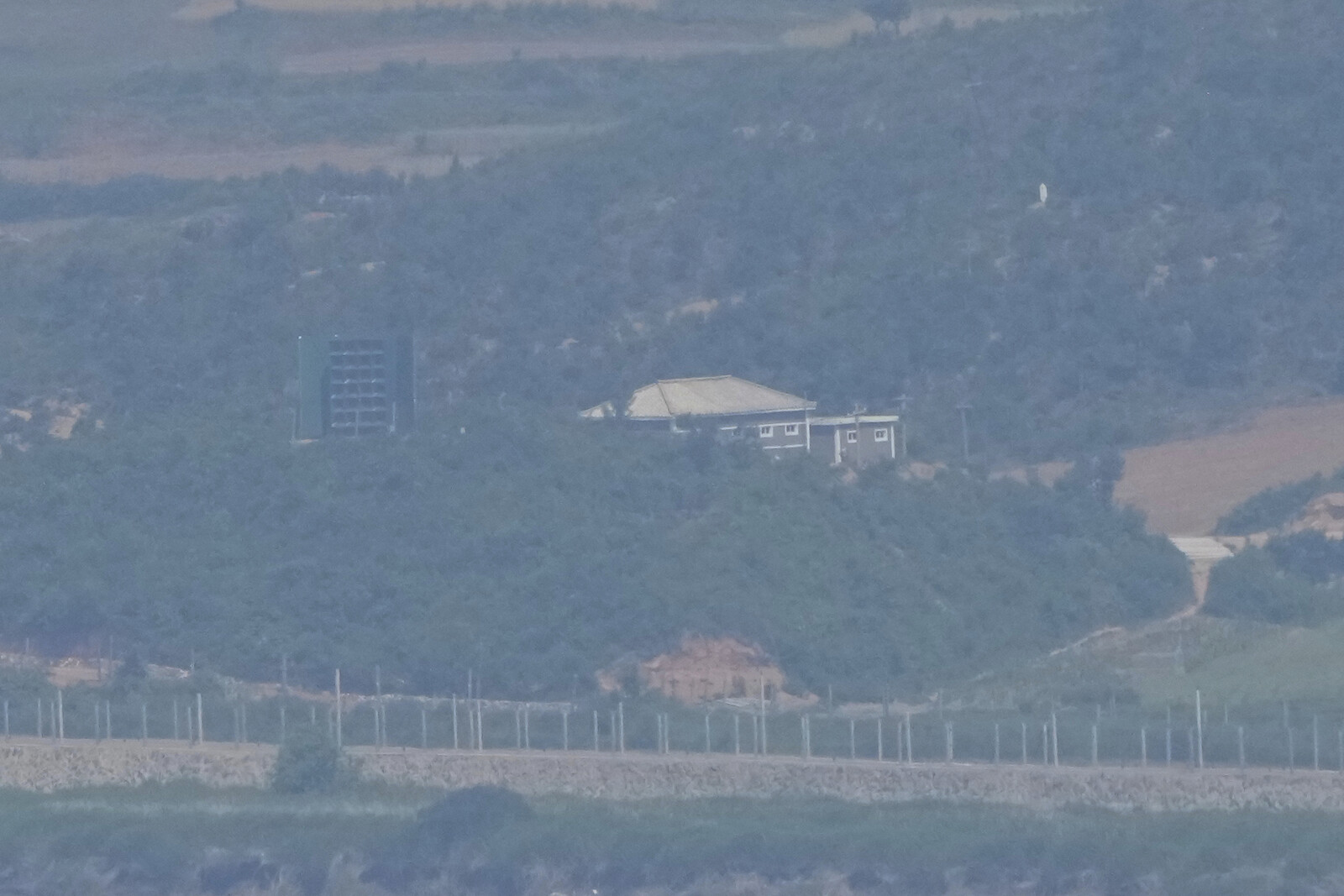 North Korea Halts Propaganda Broadcasts