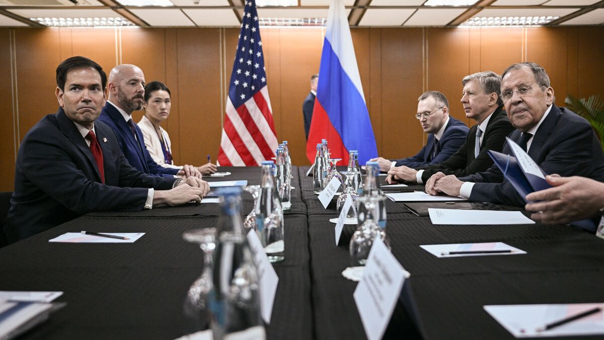 Russia says US arms deliveries