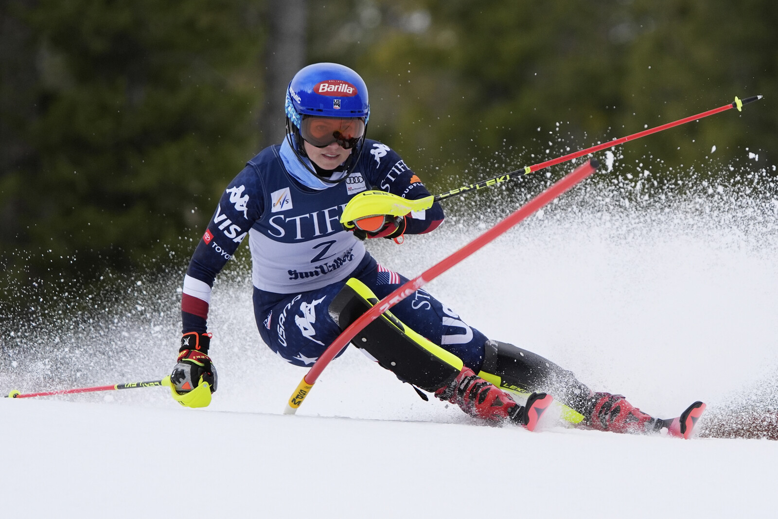 Shiffrin Clinches 101st World Cup Win as Swedes Struggle in Sun Valley