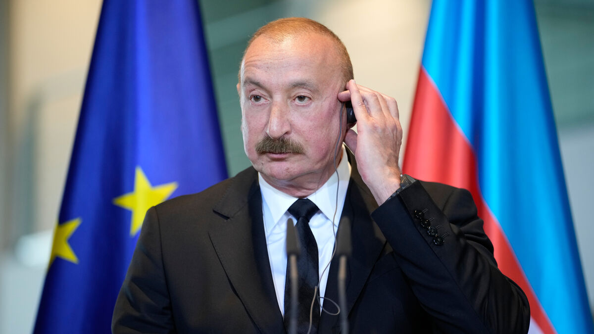 Azerbaijan pardons French businessman jailed