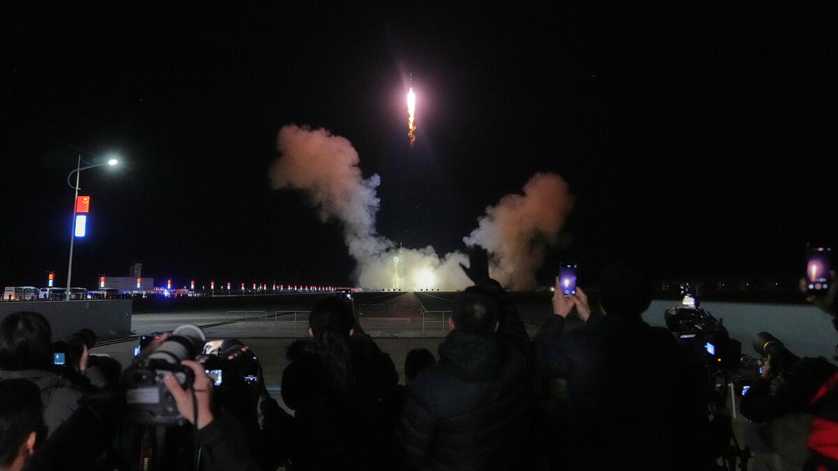 Space debris on the way,