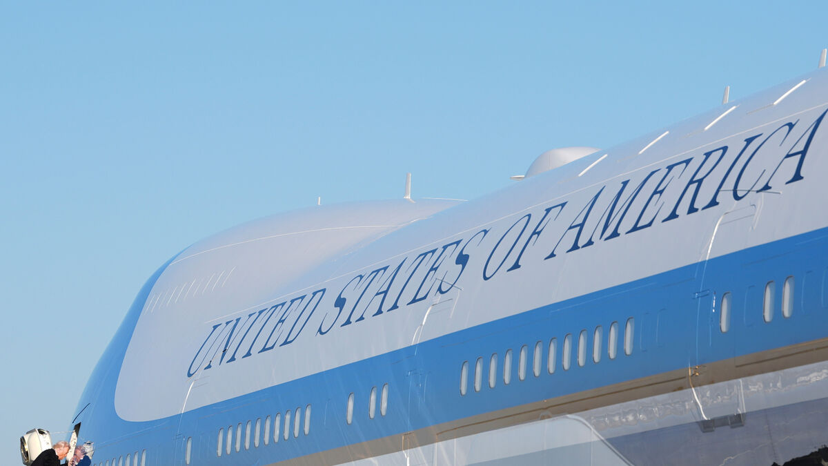 Electrical fault forces Air Force