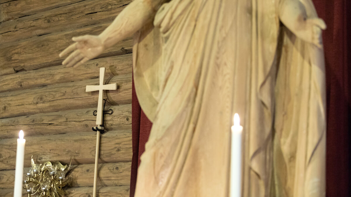 Stockholm Parish Under Investigation for Bribery and Disloyalty