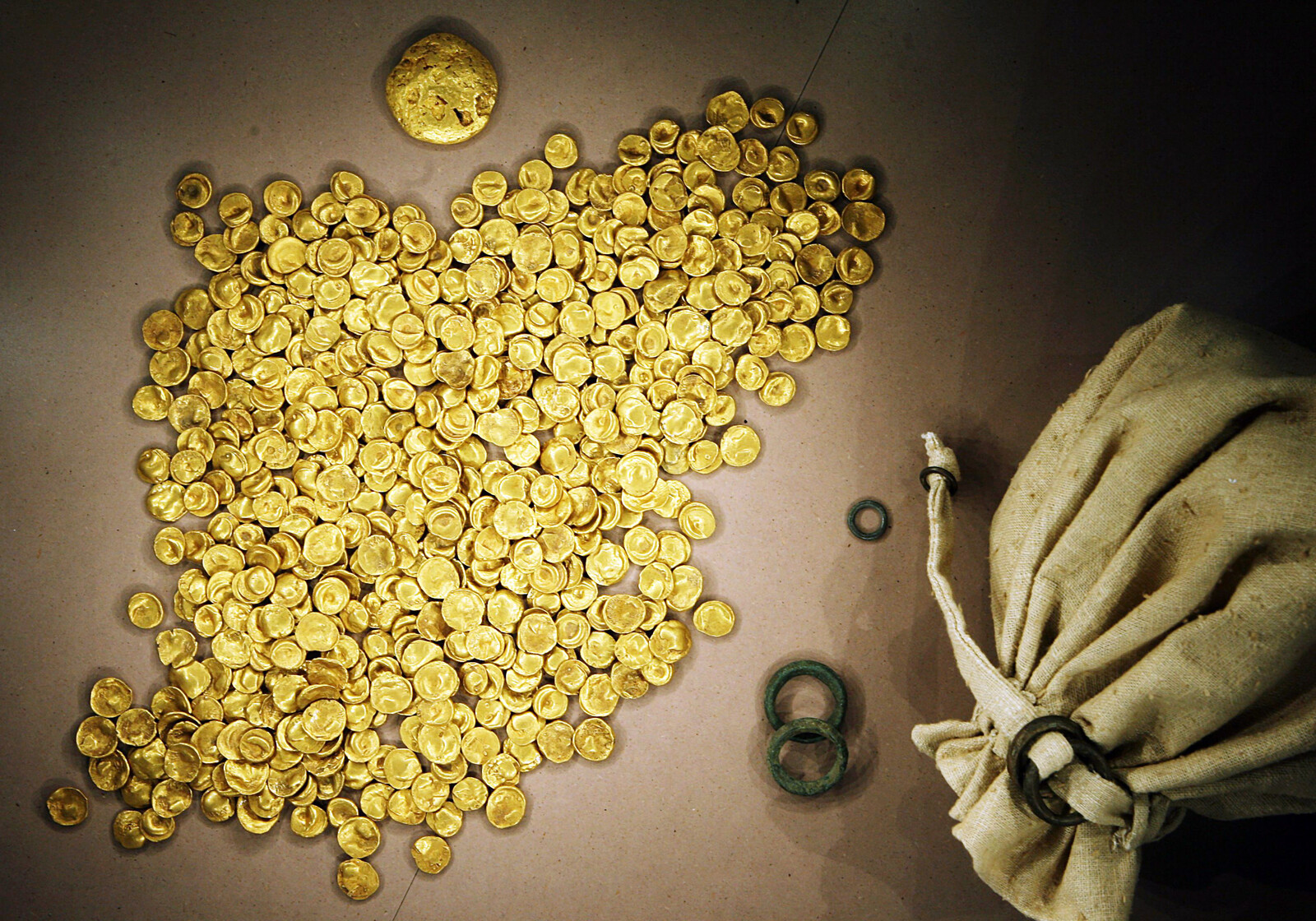 Four Sentenced for Stealing Ancient Celtic Gold Coins in Germany