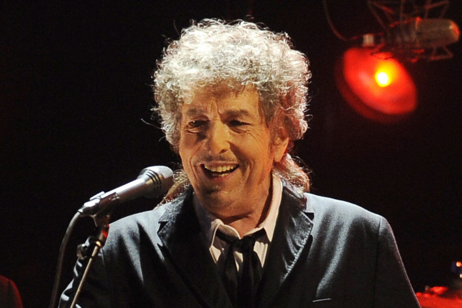 Draft of "Mr Tambourine Man" Under the Hammer