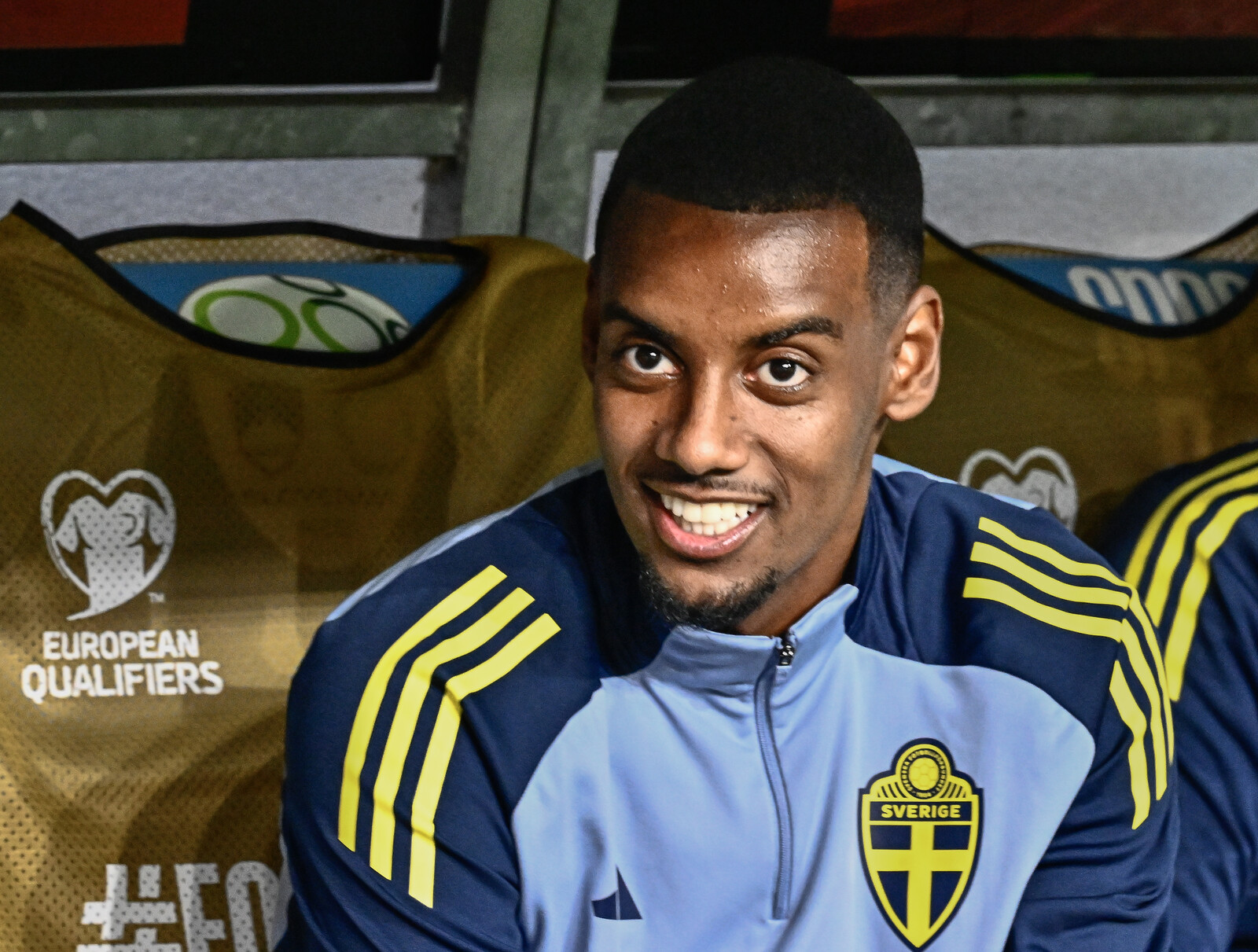 Alexander Isak on Bench Again