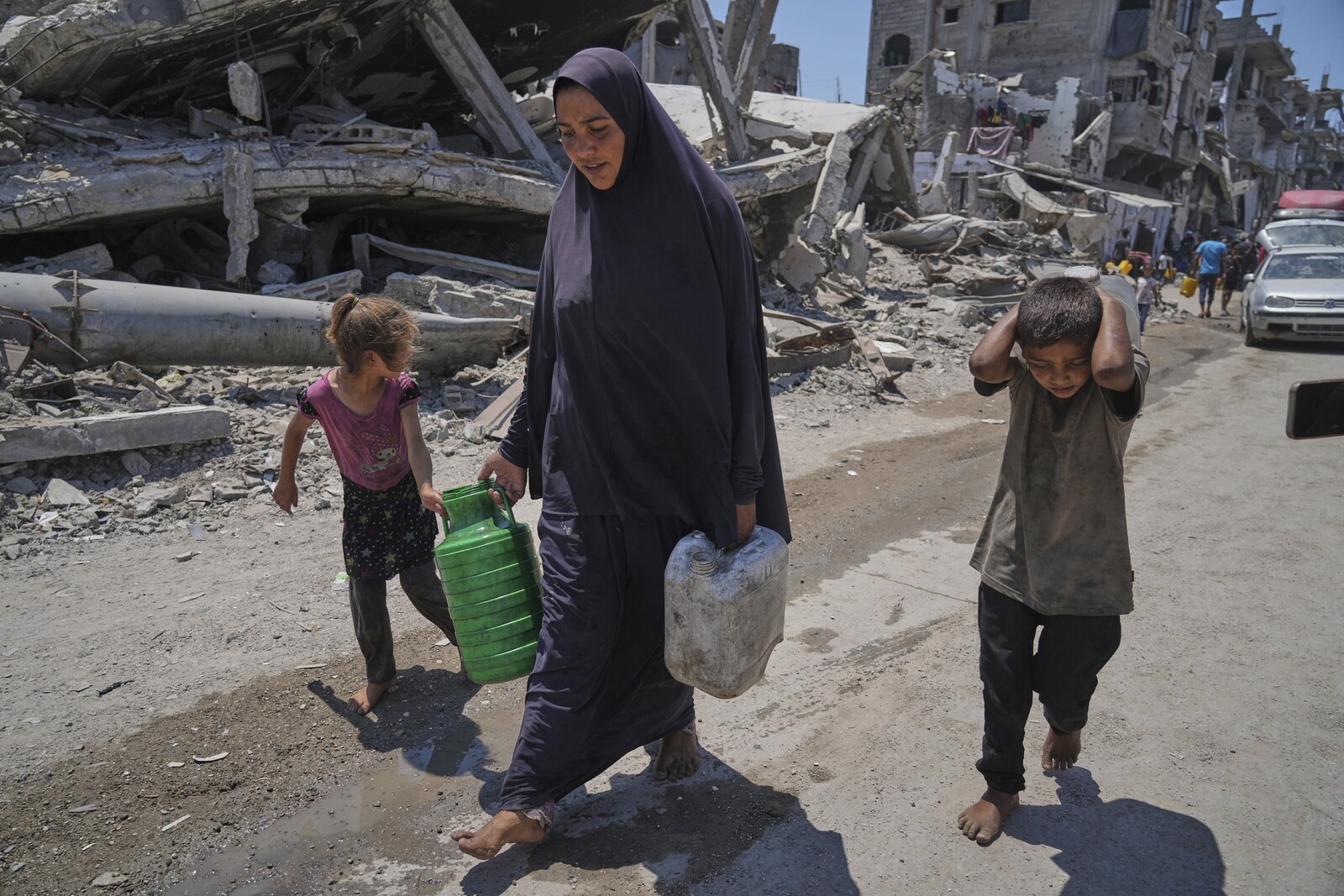 Gaza Water Crisis Worsens Amid
