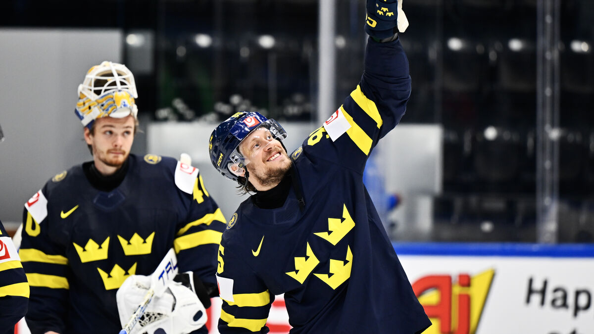 Festive evening for Tre Kronor and de la Rose as Jacob de la Rose scores twice in Sweden's 6-0 World Cup win