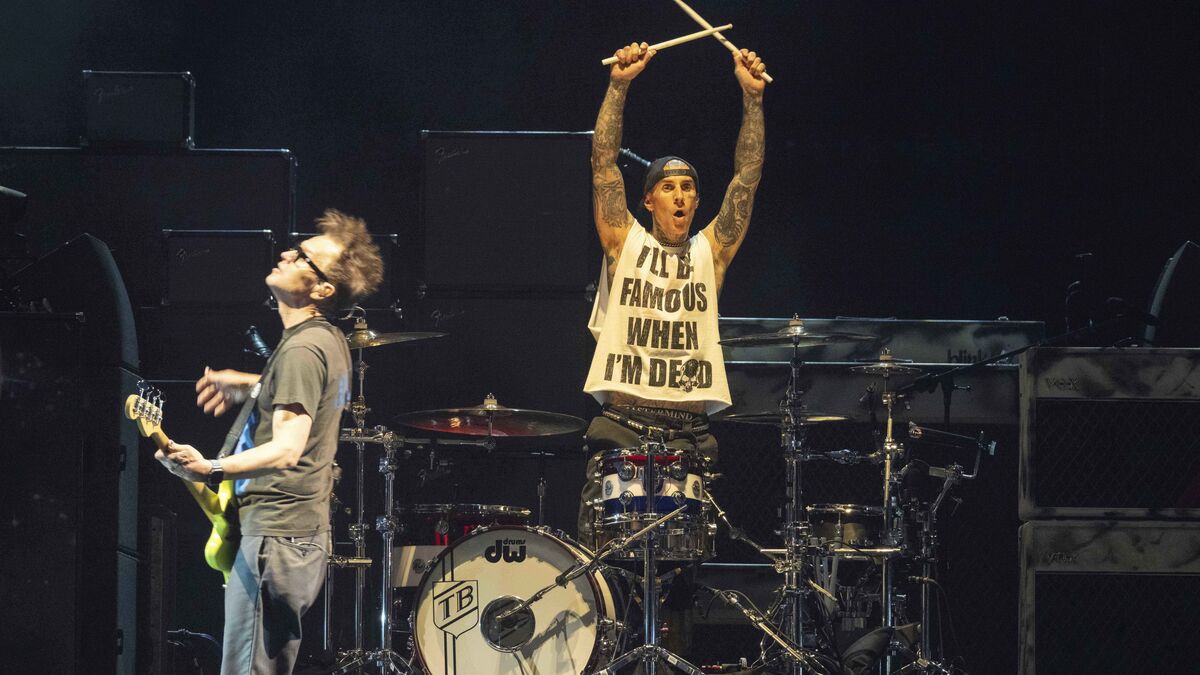 Blink-182 working on next album, Travis Barker says